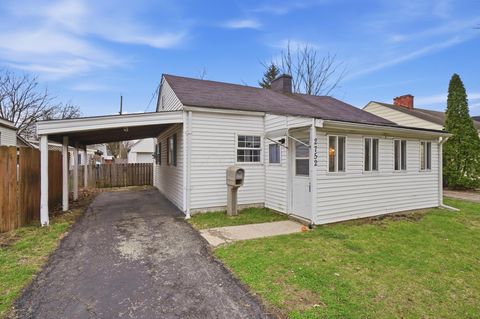 Photo of 2752 Azelda Street, Columbus, OH 43211 (MLS # 226009100)