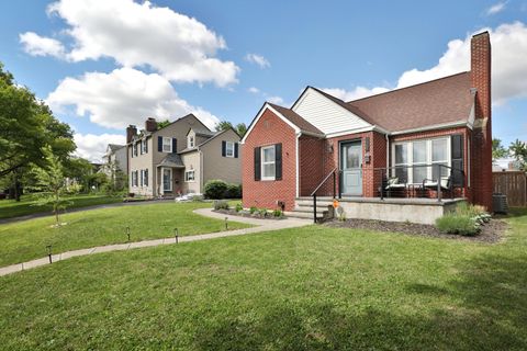 Photo of 129 S Sylvan Avenue, Columbus, OH 43204 (MLS # 226016360)