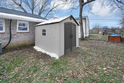 Tiny photo for 3333 Latonia Court, Columbus, OH 43232 (MLS # 225045155)