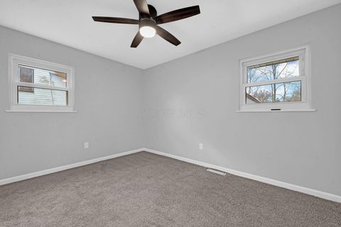 Tiny photo for 3333 Latonia Court, Columbus, OH 43232 (MLS # 225045155)