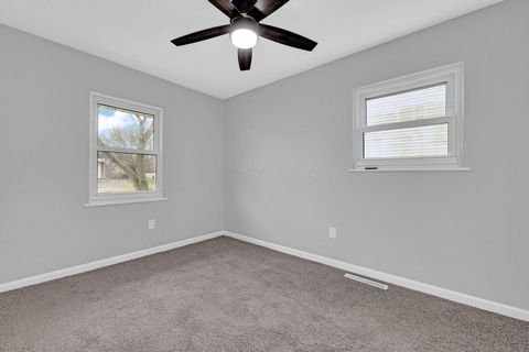 Tiny photo for 3333 Latonia Court, Columbus, OH 43232 (MLS # 225045155)