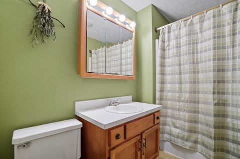 Tiny photo for 658 Knoll Drive, Granville, OH 43023 (MLS # 226005553)