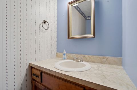 Tiny photo for 658 Knoll Drive, Granville, OH 43023 (MLS # 226005553)