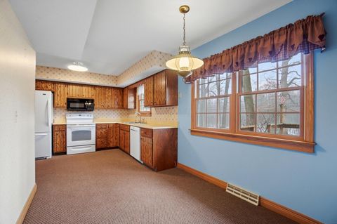 Tiny photo for 658 Knoll Drive, Granville, OH 43023 (MLS # 226005553)