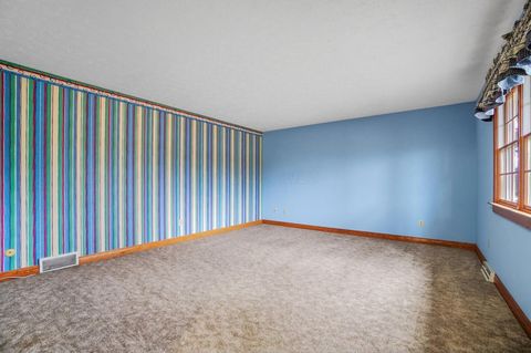 Tiny photo for 658 Knoll Drive, Granville, OH 43023 (MLS # 226005553)