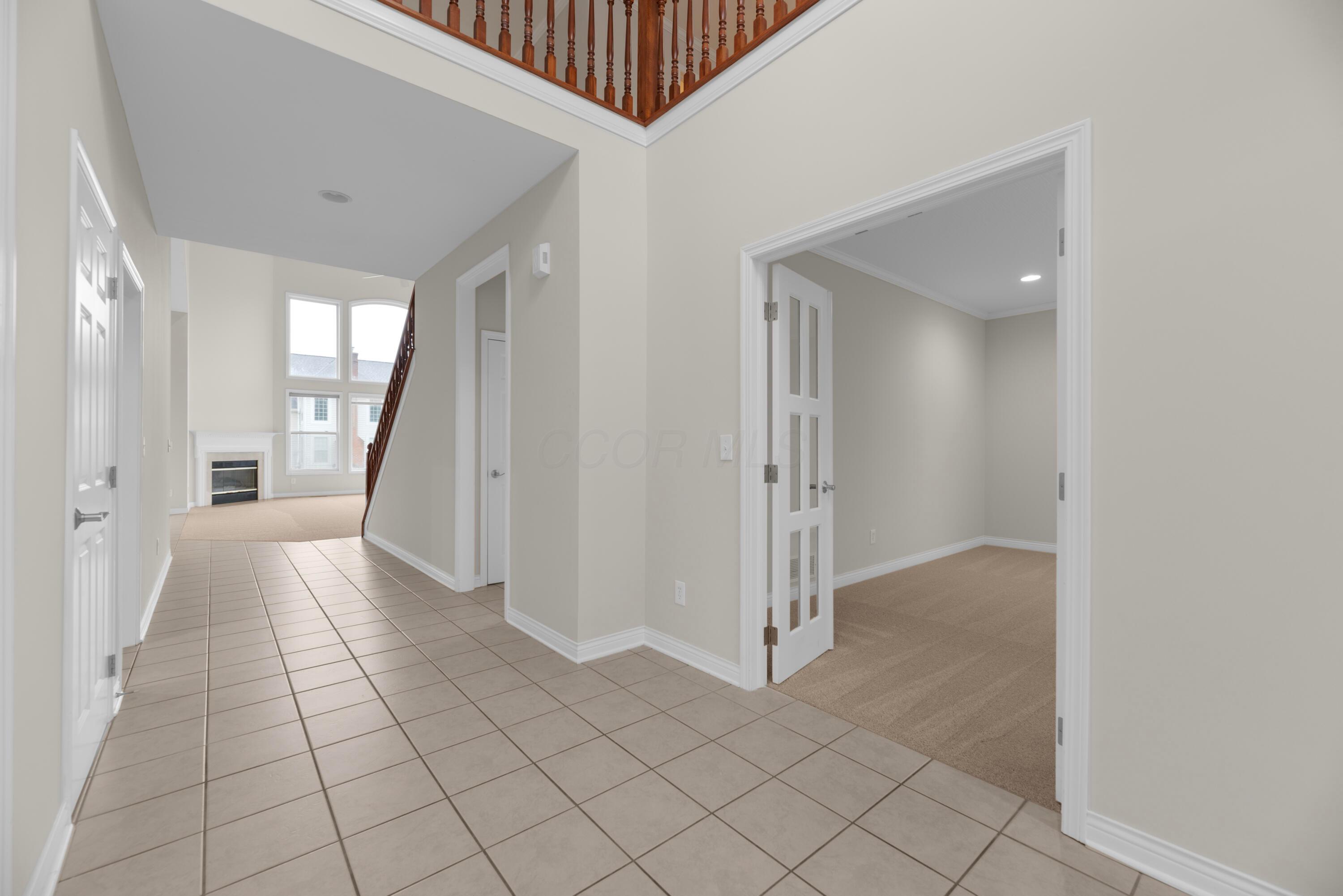 6885 Margarum Bend, New Albany, Ohio image 5