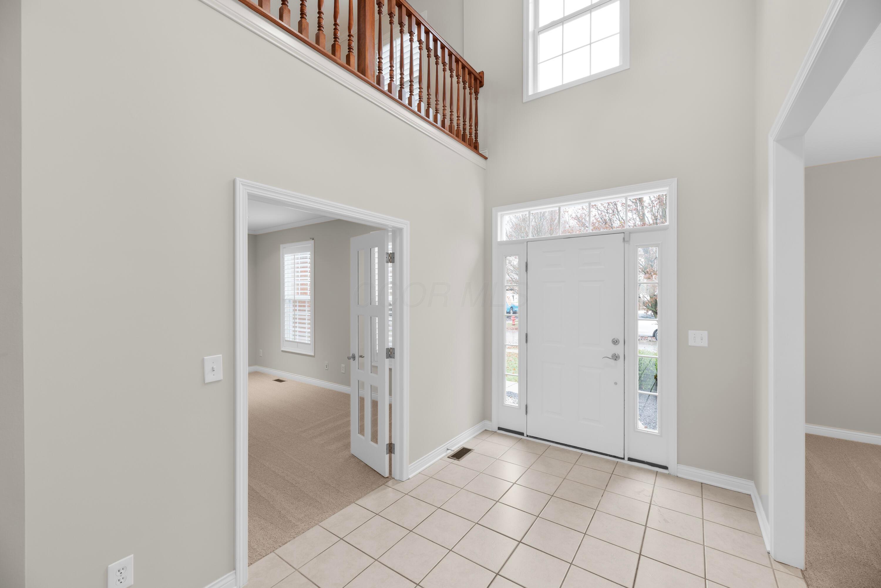 6885 Margarum Bend, New Albany, Ohio image 4