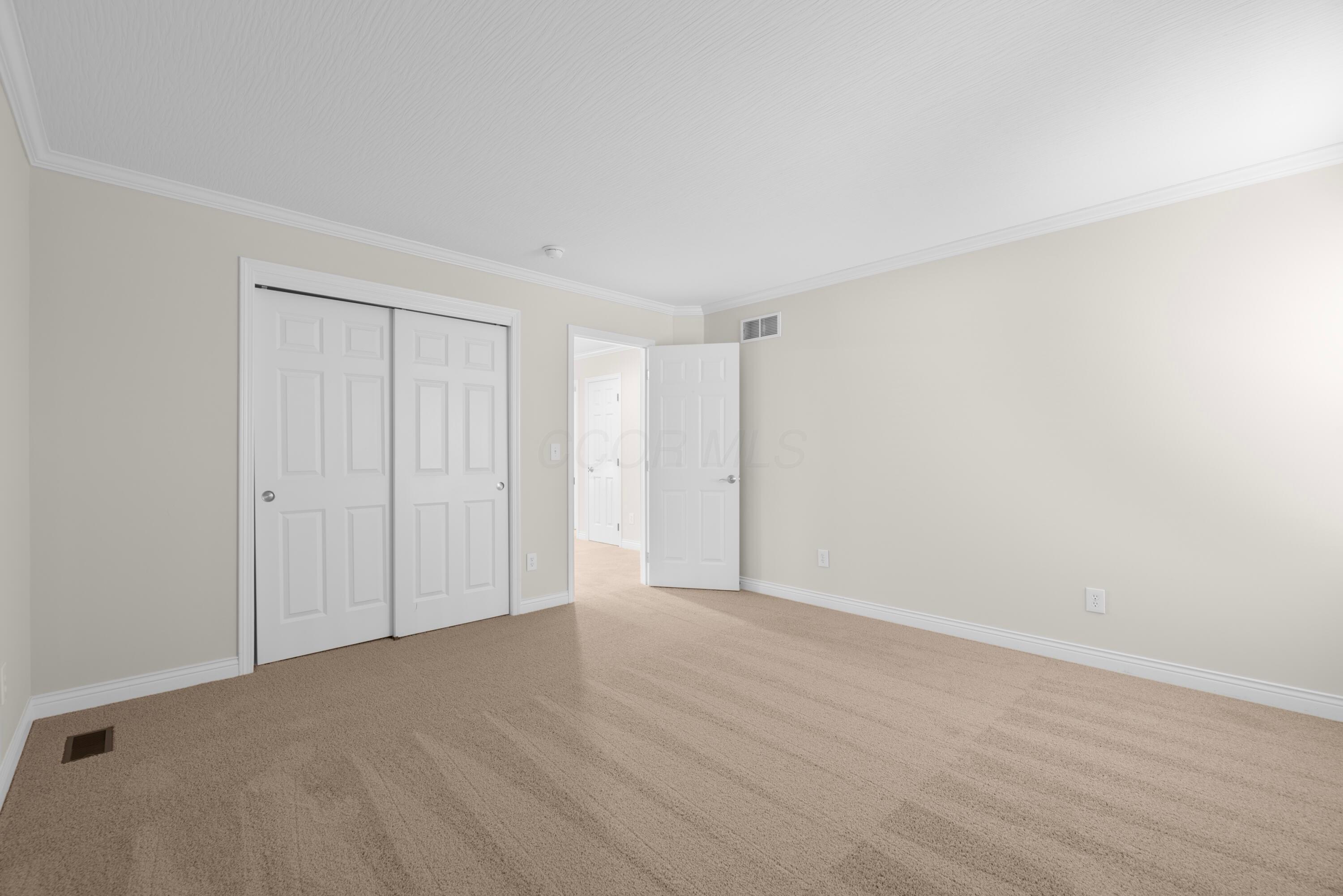 6885 Margarum Bend, New Albany, Ohio image 43