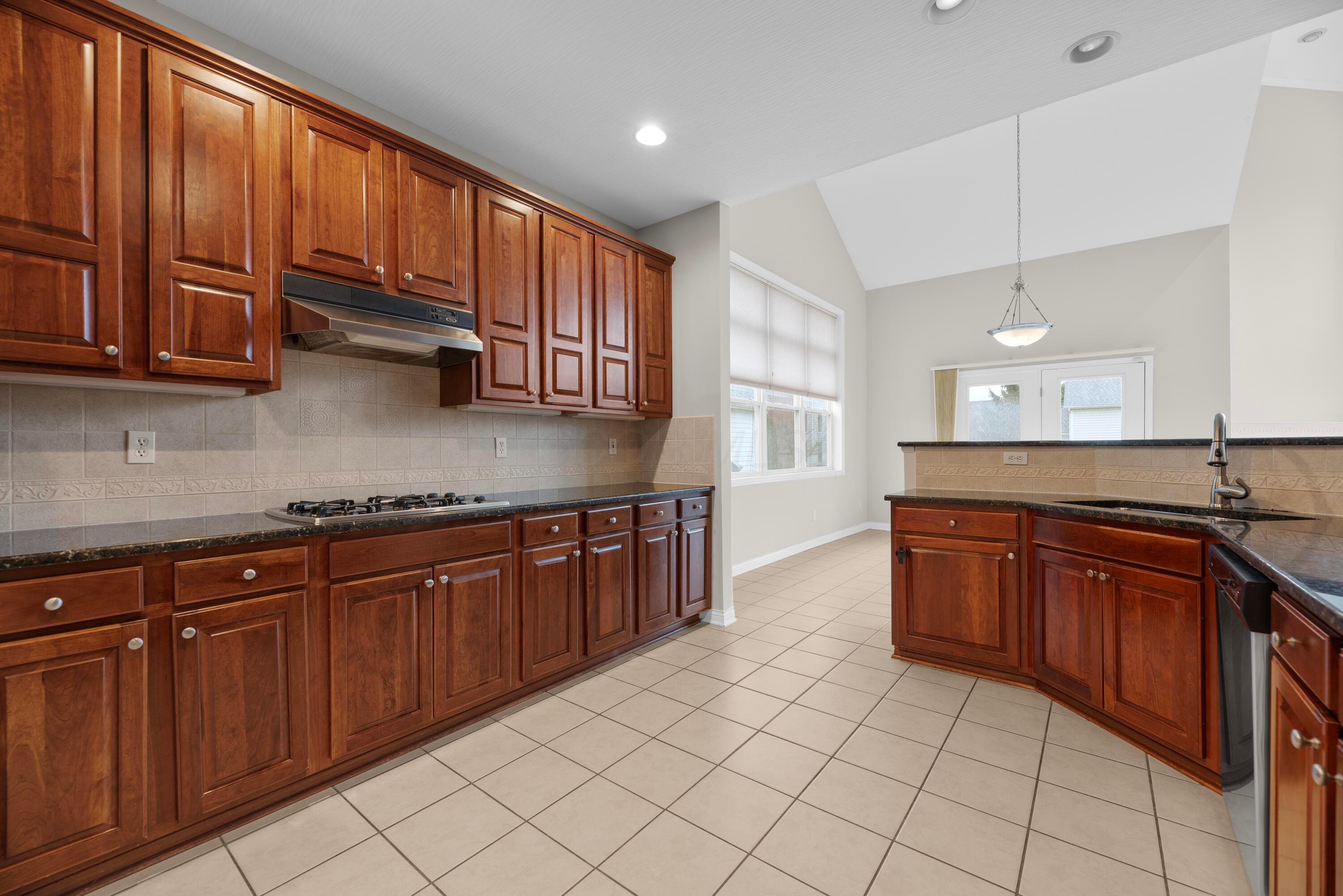 6885 Margarum Bend, New Albany, Ohio image 20