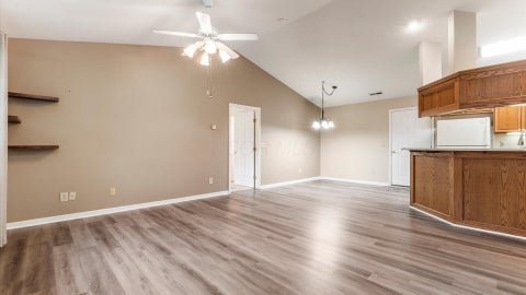 Photo of 643 Kensington Drive, Heath, OH 43056 (MLS # 226030795)