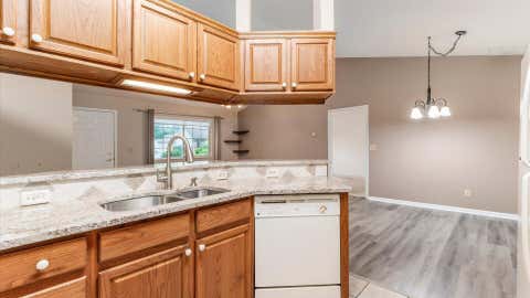 Tiny photo for 643 Kensington Drive, Heath, OH 43056 (MLS # 226030795)