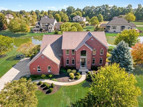 Photo of 8724 Filiz Lane, Powell, OH 43065 (MLS # 225038166)