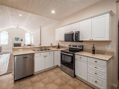 Tiny photo for 4331 Bridgeside Place, New Albany, OH 43054 (MLS # 225016167)