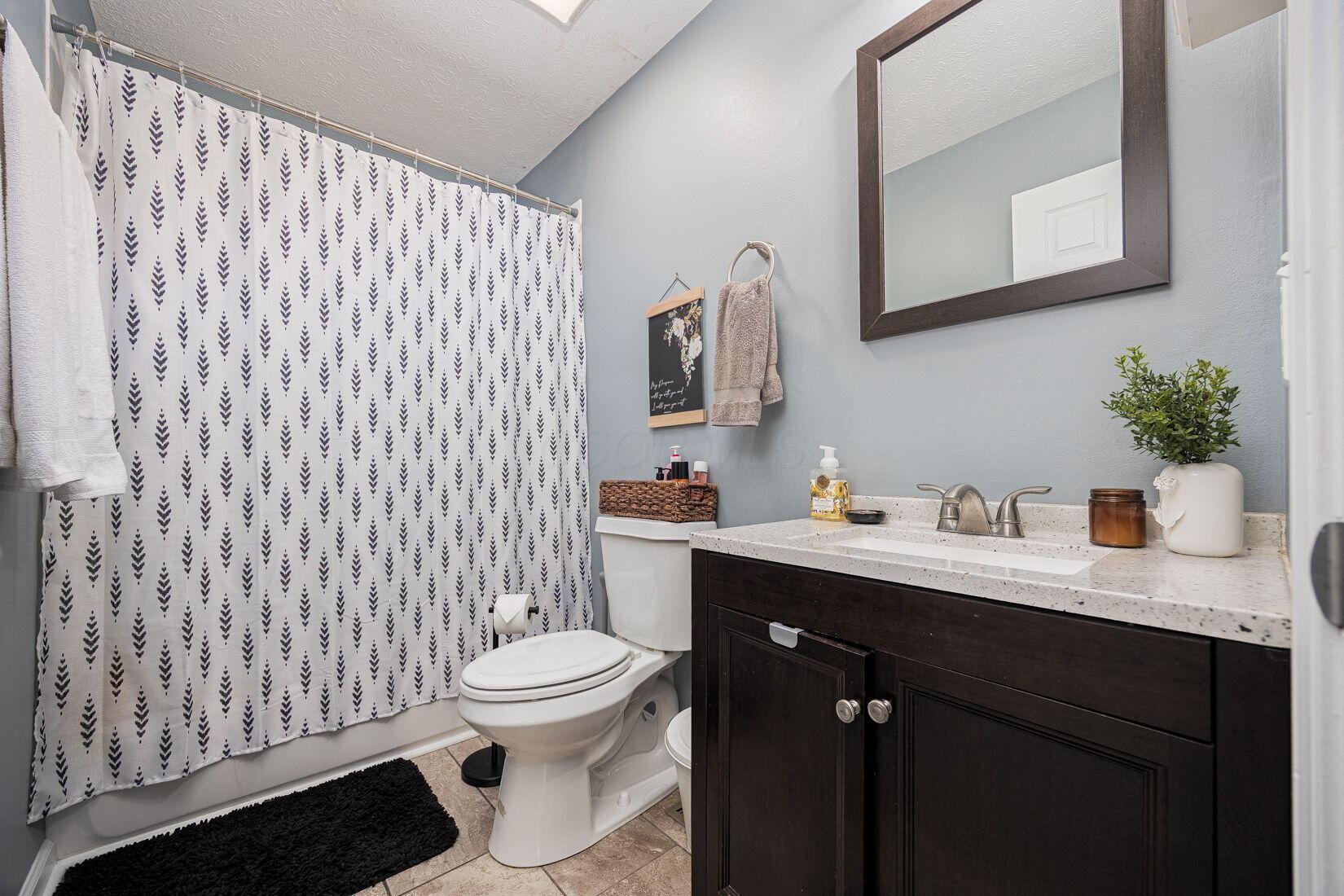8396 Silverbell Avenue, Galloway, Ohio image 23