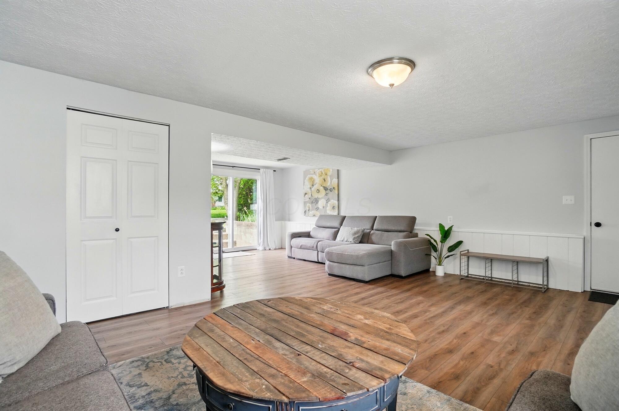 1707 Wessel Drive, Columbus, Ohio image 32