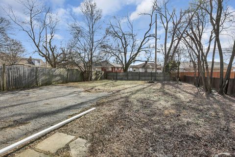 Tiny photo for 2947 E Mound Street, Columbus, OH 43209 (MLS # 226002382)