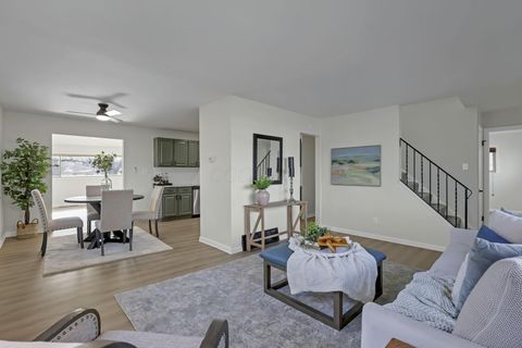 Tiny photo for 2947 E Mound Street, Columbus, OH 43209 (MLS # 226002382)