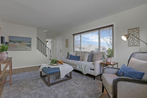 Tiny photo for 2947 E Mound Street, Columbus, OH 43209 (MLS # 226002382)