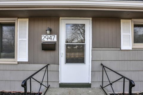 Tiny photo for 2947 E Mound Street, Columbus, OH 43209 (MLS # 226002382)