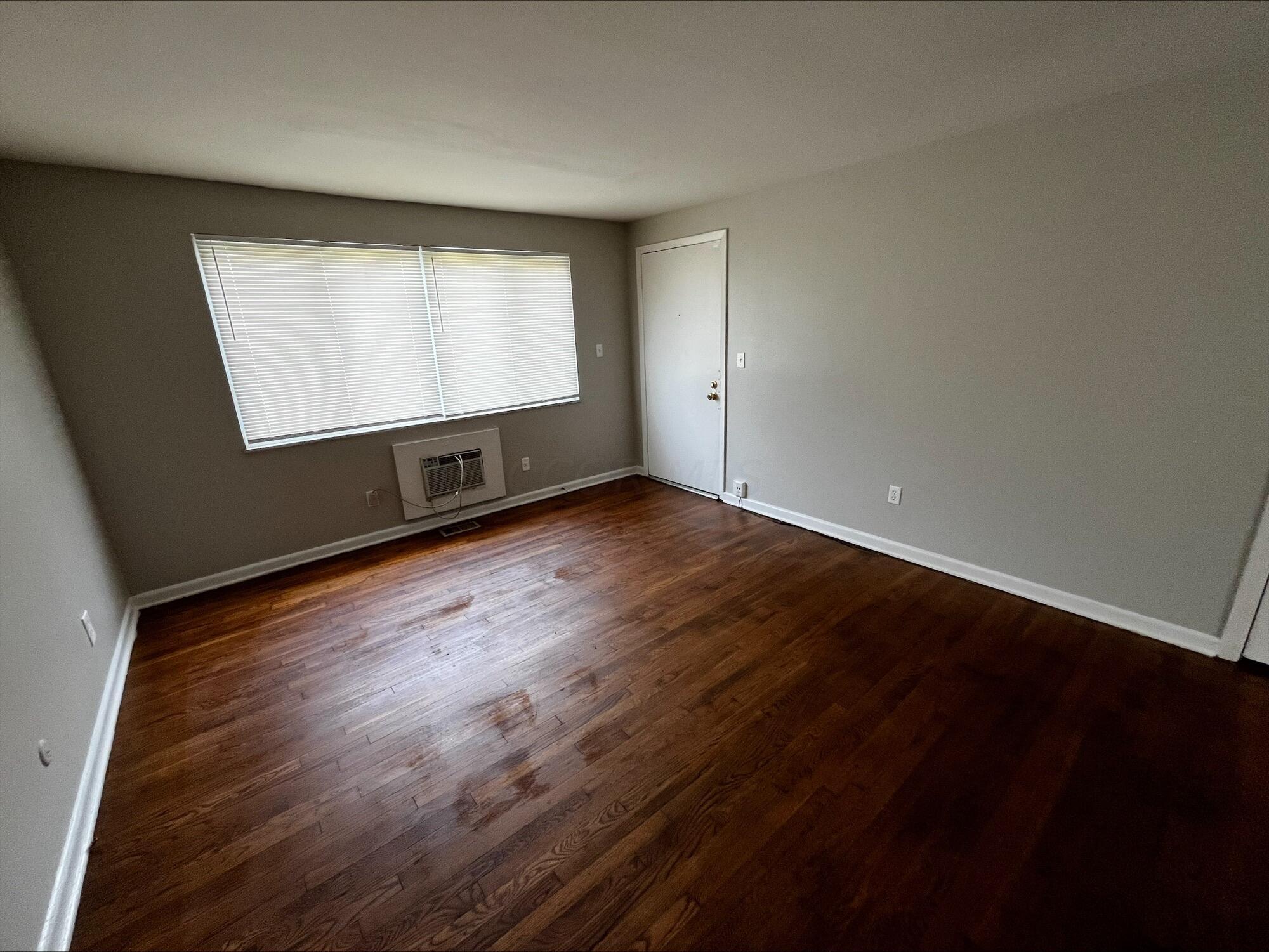 4689 Hilton Avenue A