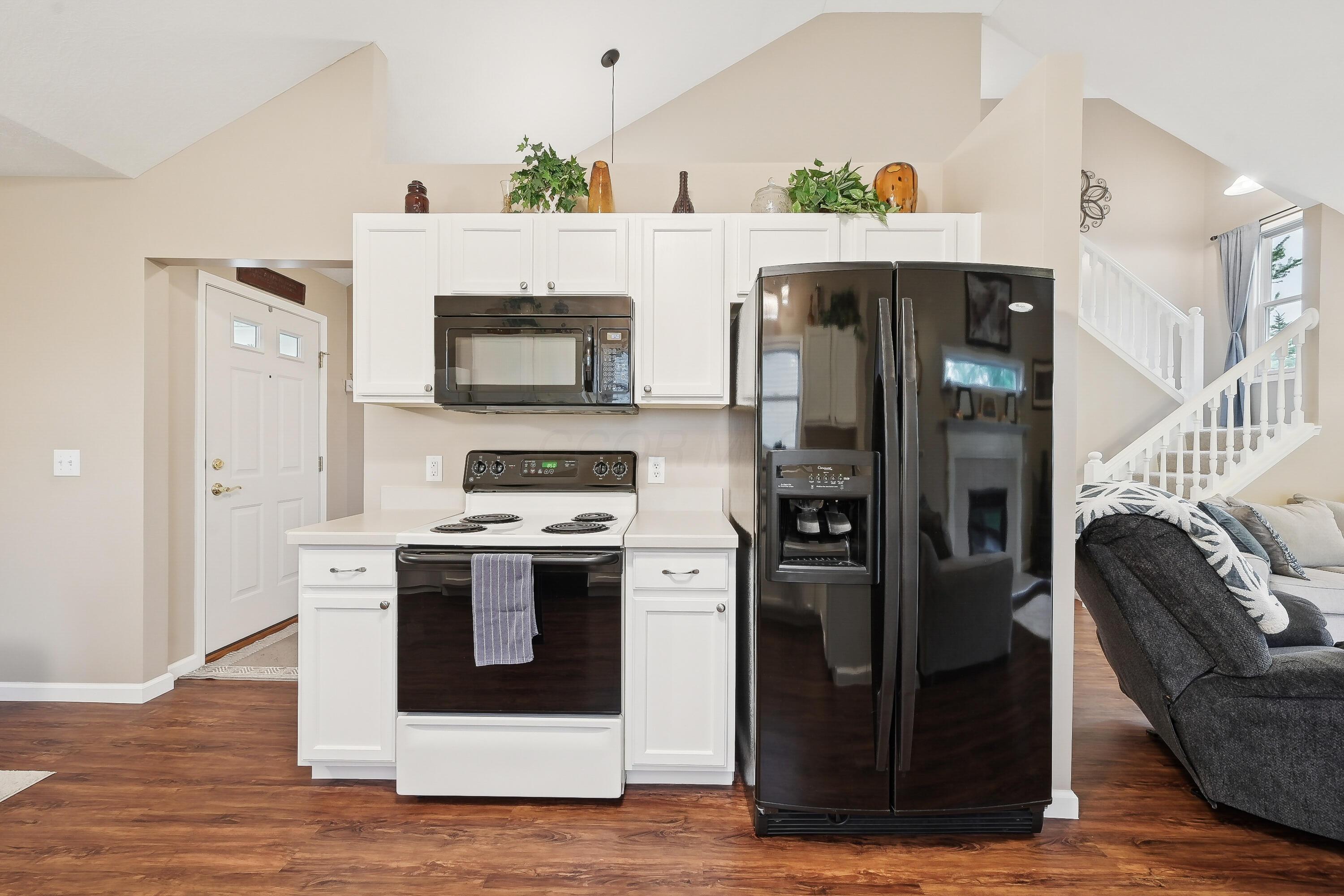 1270 Sassafras Lane, Marysville, Ohio image 35