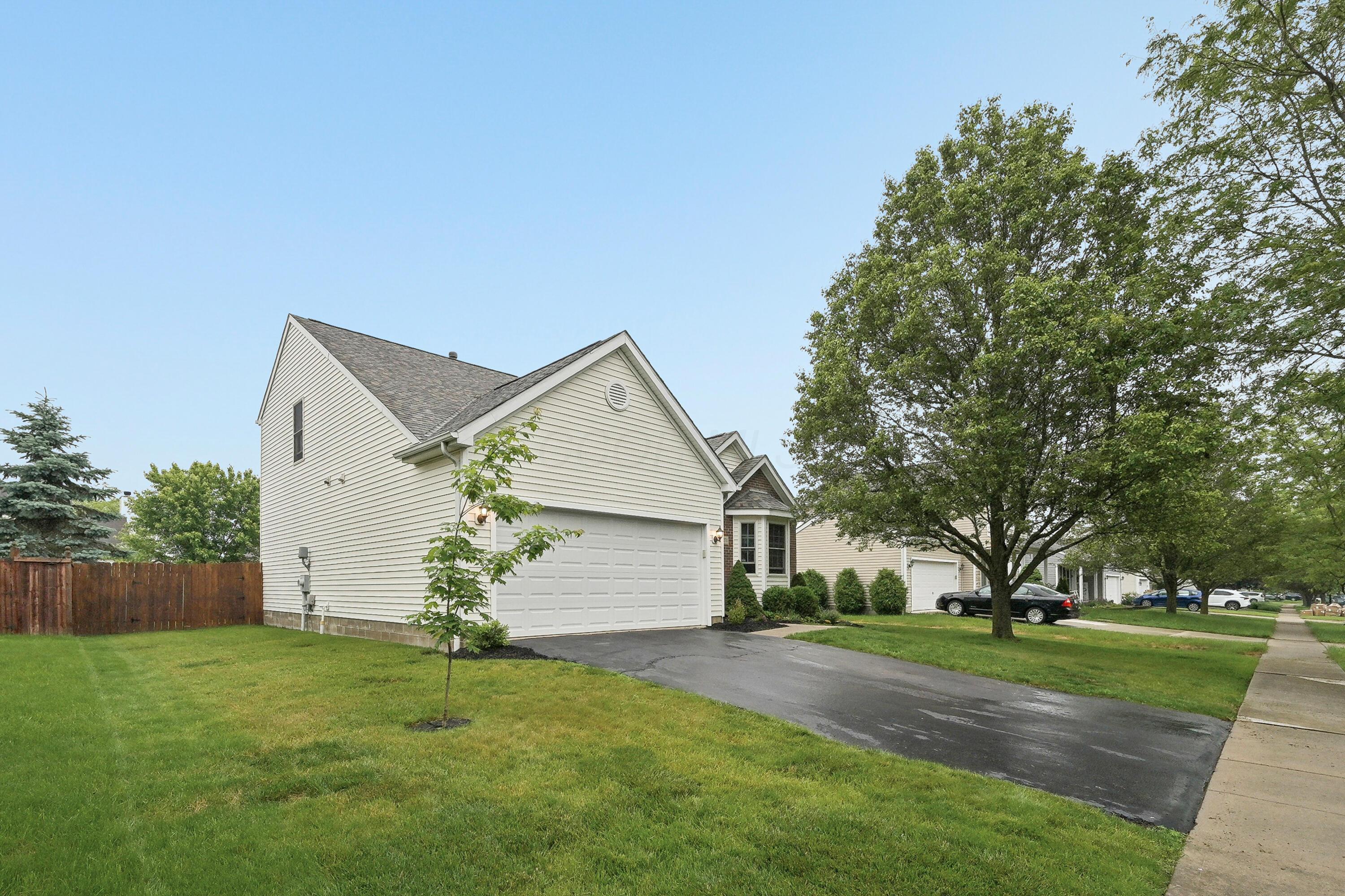 1270 Sassafras Lane, Marysville, Ohio image 9