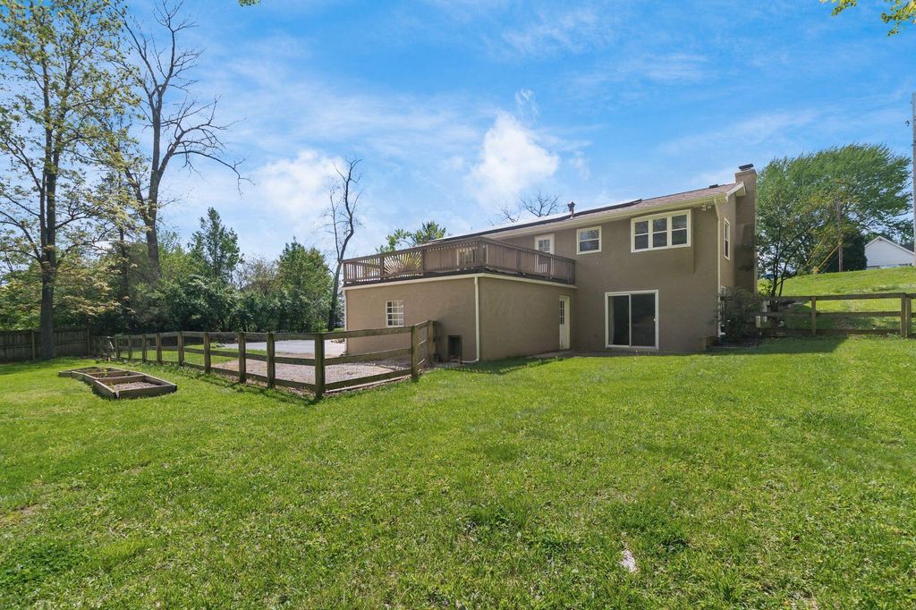 Photo of 110 Scenic Road, Blacklick, OH 43004 (MLS # 226014174)