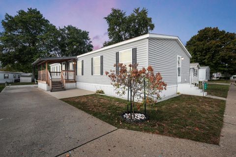 Photo of 2445 Columbus-Lancaster Rd NW 248 Hickory #248 Hickory, Lancaster, OH 43130 (MLS # 225039258)
