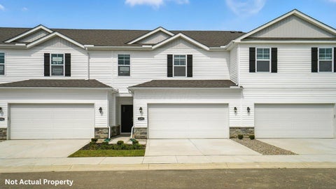 Photo of 1389 Marinelli Drive E, Columbus, OH 43228 (MLS # 226035260)