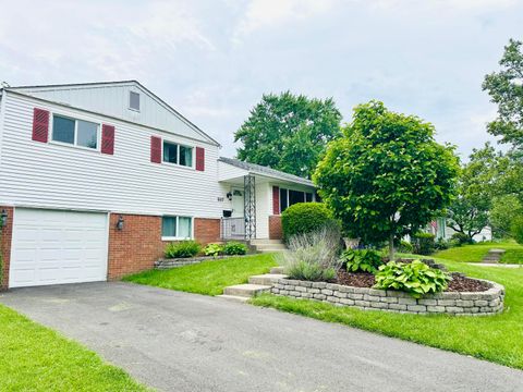 Photo of 957 Varsity Avenue, Columbus, OH 43221 (MLS # 226017466)
