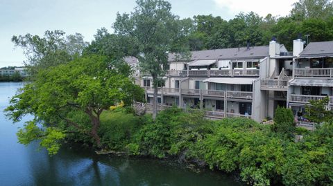 Photo of 1407 Lake Shore Drive 139 #139, Columbus, OH 43204 (MLS # 226006459)