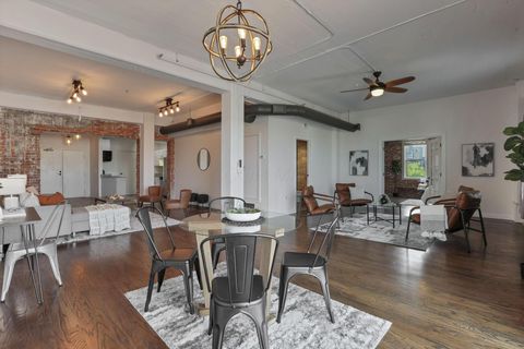 Photo of 432 E Rich Street 4A #4A, Columbus, OH 43215 (MLS # 225021401)