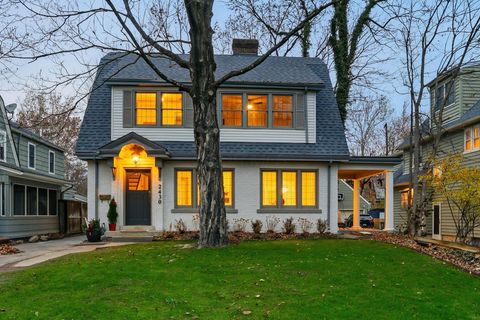 Photo of 2430 Plymouth Avenue, Columbus, OH 43209 (MLS # 226001685)