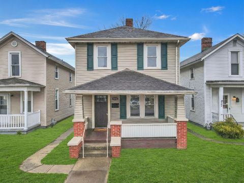 Photo of 834 E Main Street, Lancaster, OH 43130 (MLS # 226007673)