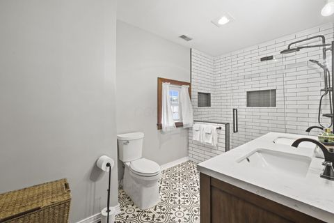 Tiny photo for 102 W Lincoln Avenue, Delaware, OH 43015 (MLS # 226001084)