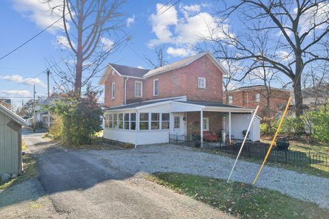 Tiny photo for 102 W Lincoln Avenue, Delaware, OH 43015 (MLS # 226001084)