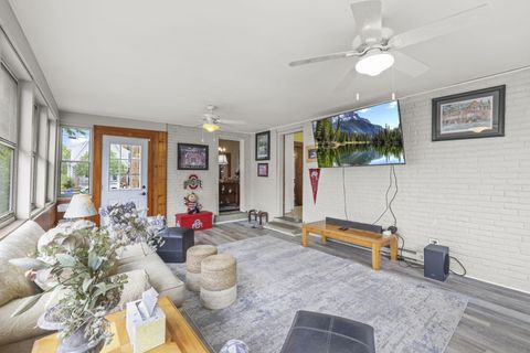 Tiny photo for 102 W Lincoln Avenue, Delaware, OH 43015 (MLS # 226001084)