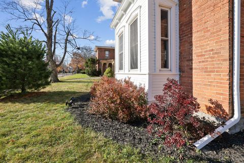 Tiny photo for 102 W Lincoln Avenue, Delaware, OH 43015 (MLS # 226001084)