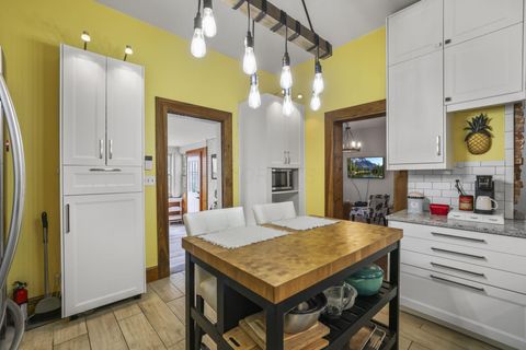 Tiny photo for 102 W Lincoln Avenue, Delaware, OH 43015 (MLS # 226001084)