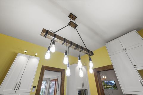 Tiny photo for 102 W Lincoln Avenue, Delaware, OH 43015 (MLS # 226001084)