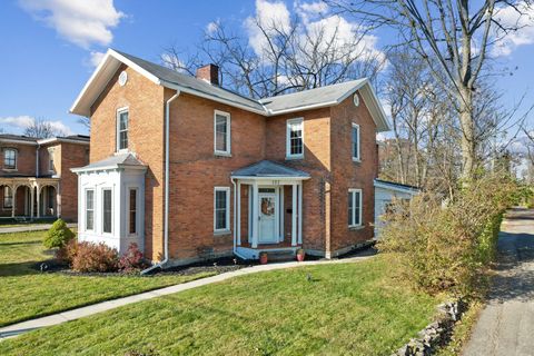 Tiny photo for 102 W Lincoln Avenue, Delaware, OH 43015 (MLS # 226001084)
