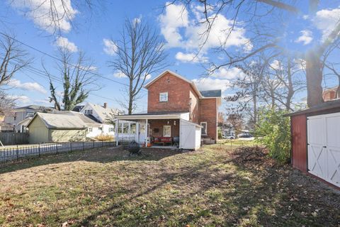 Tiny photo for 102 W Lincoln Avenue, Delaware, OH 43015 (MLS # 226001084)