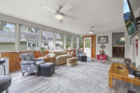 Tiny photo for 102 W Lincoln Avenue, Delaware, OH 43015 (MLS # 226001084)