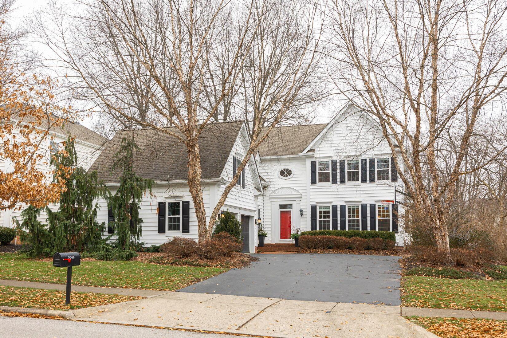 5044 Heath Gate Drive, New Albany, Ohio image 2