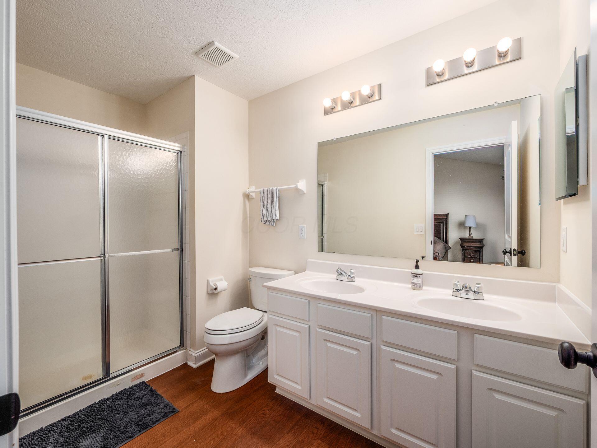 5892 Passage Creek Drive #1802, Dublin, Ohio image 17