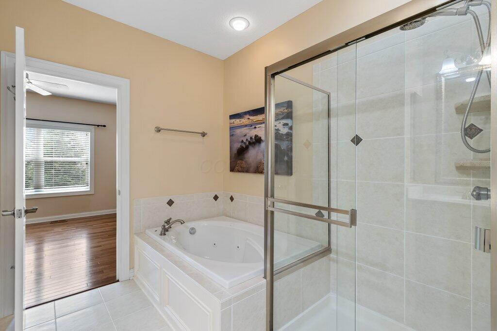 6575 Wensley Court, Westerville, Ohio image 23