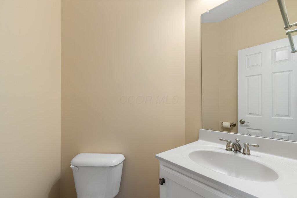 6575 Wensley Court, Westerville, Ohio image 24