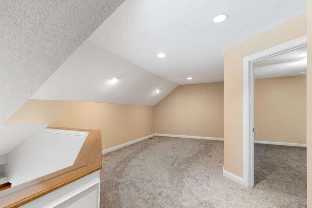 6575 Wensley Court, Westerville, Ohio image 26