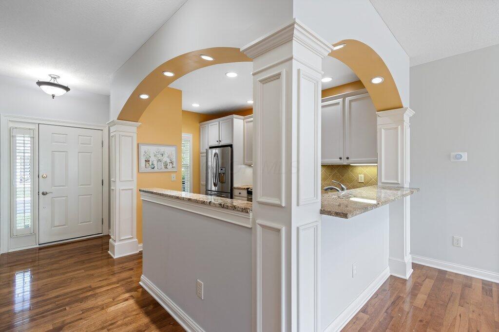 6575 Wensley Court, Westerville, Ohio image 9