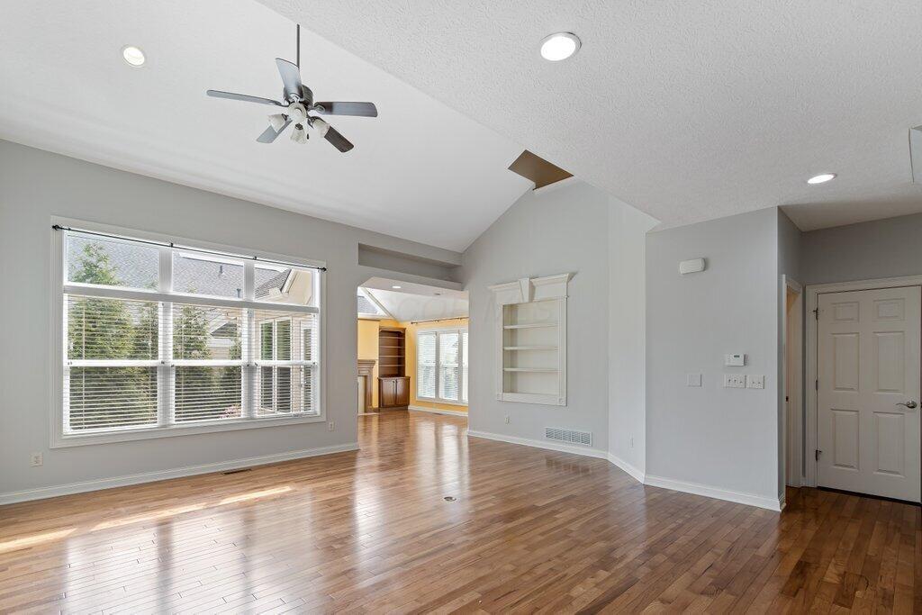6575 Wensley Court, Westerville, Ohio image 13